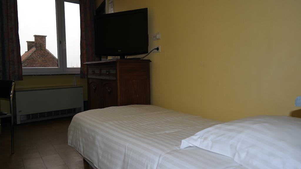De Bonte Os Hotel & Tower Roeselare Room photo